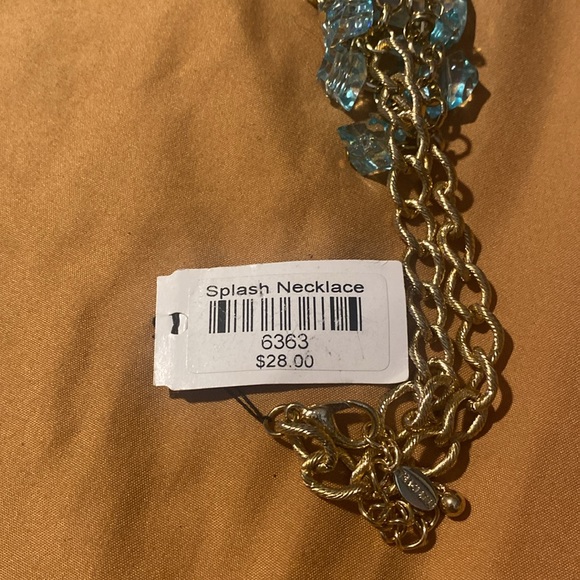 TraciLynn Costume Jewelry “Splash Necklace and Earrings set. - Picture 4 of 4